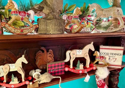 Artful Gifts display photo
